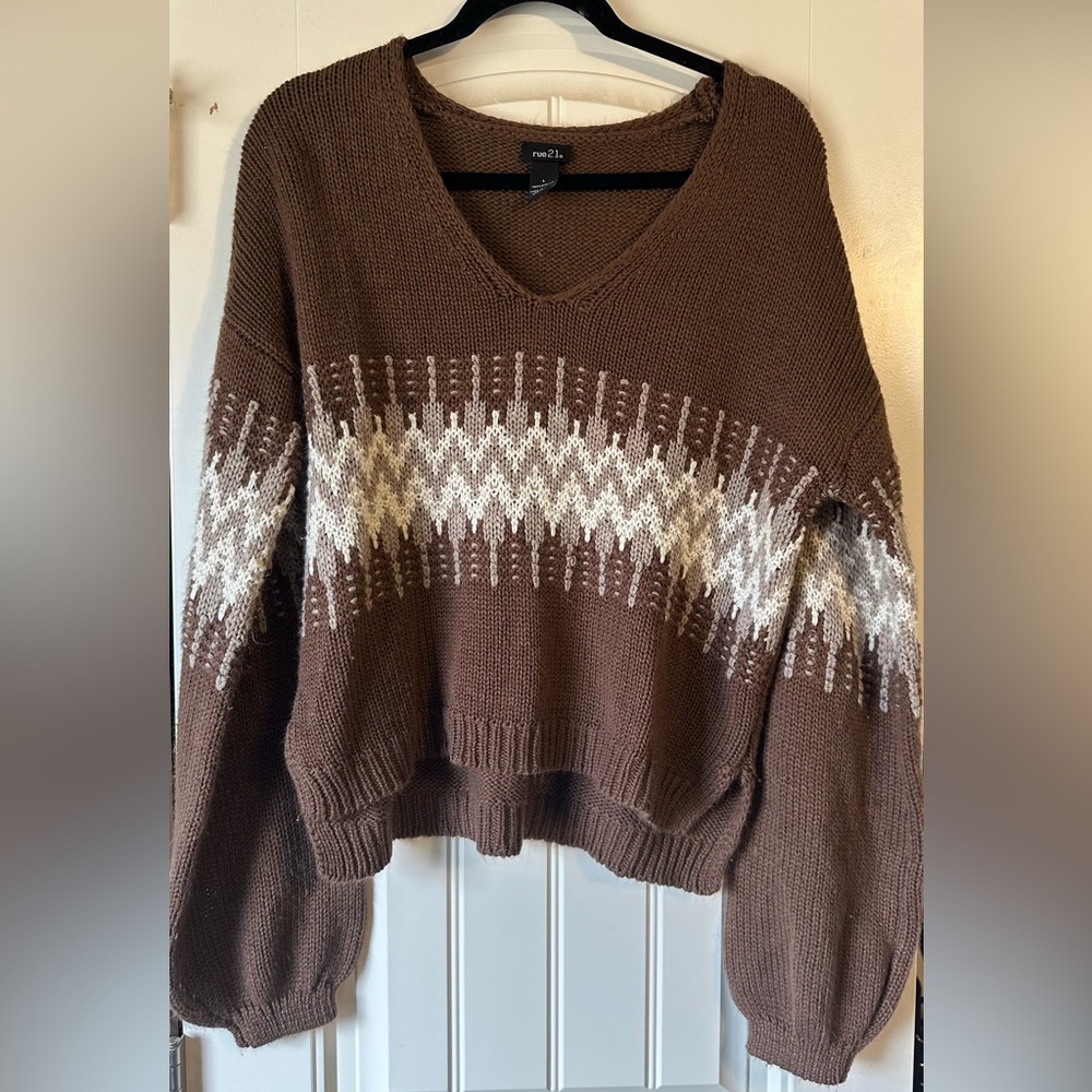 Rue 21 sweater brown size Large